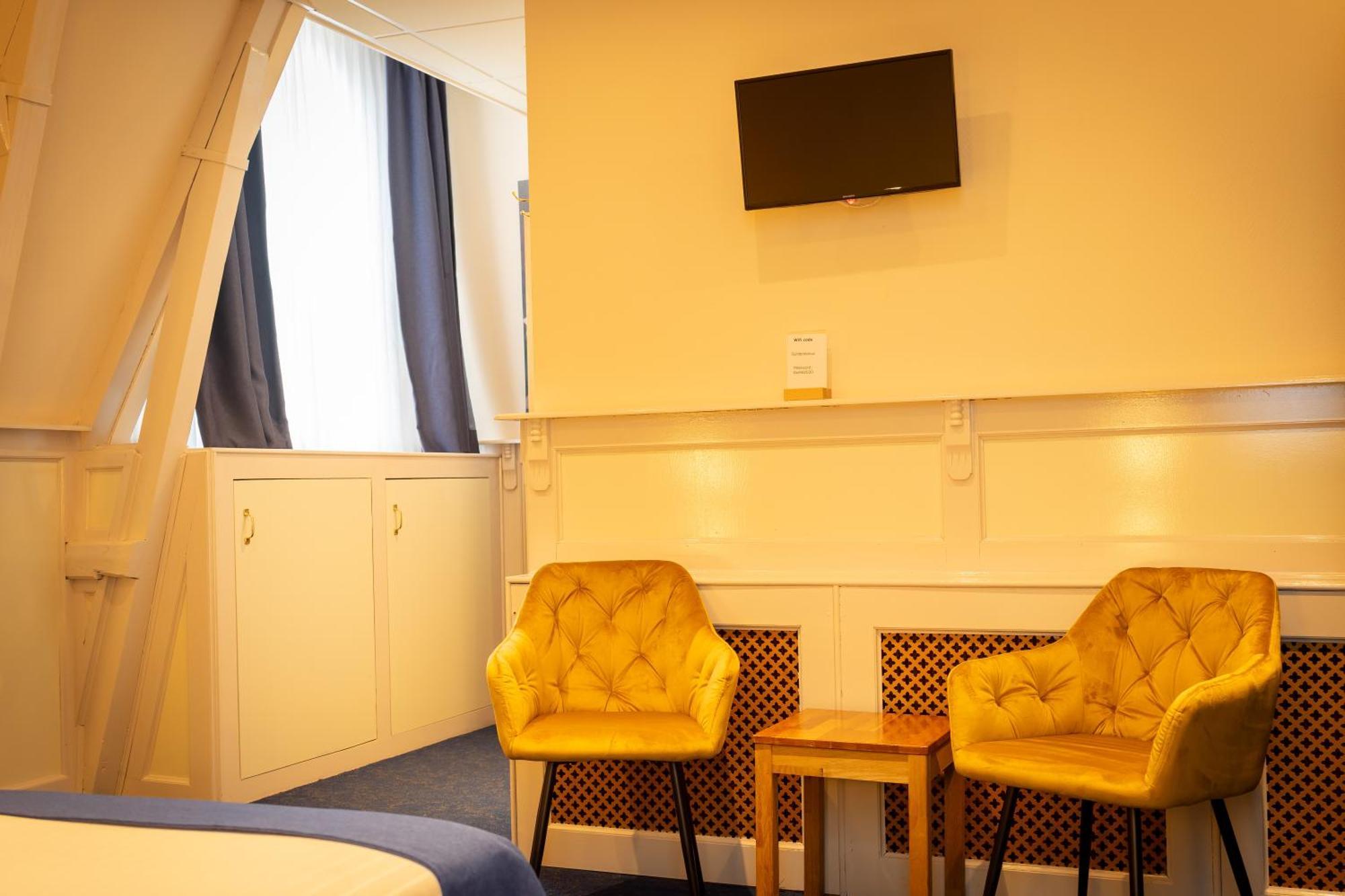 Hotel De Gulden Leeuw Workum Esterno foto